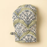 Sakura Block Print Oven Mitt in Green